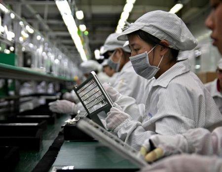 Đèn pha chiếu sáng nhà máy khu công nghiệp