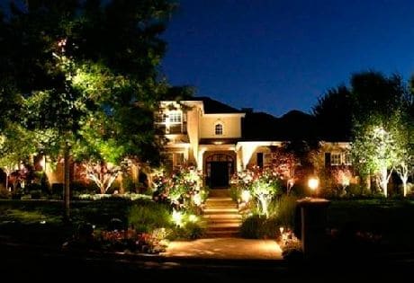 Top 3 loại đèn led sân vườn phổ biến nhất 2017