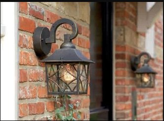 Mua đèn trang trí sân vườn ở đâu chất lượng tốt?